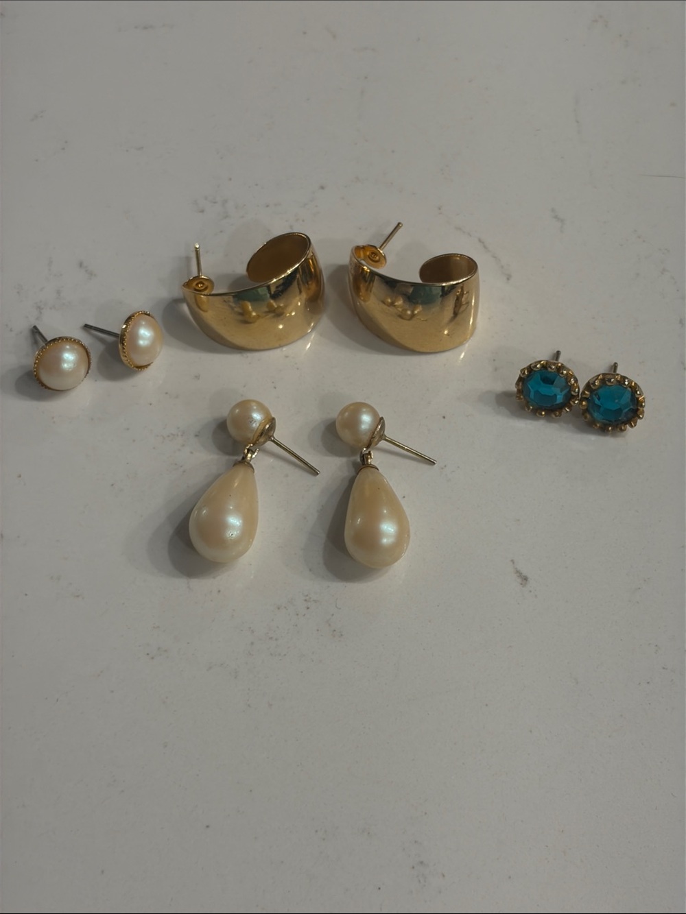 Vintage Gold and Pearl Drop Earrings - Classic Women Jewelry